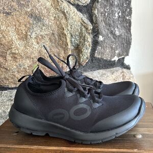 OOFOS Black Women's Athletic Shoes